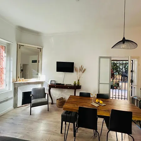 Apartman Charmante 3 Zimmer, Stadtwohnung *