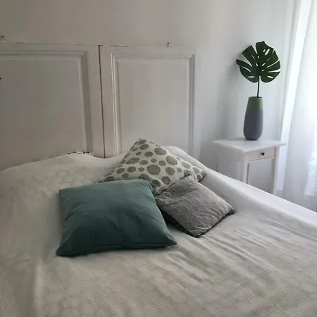 Charmante 3 Zimmer, Stadtwohnung *